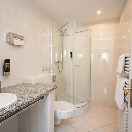 Am Hotell Tutzing